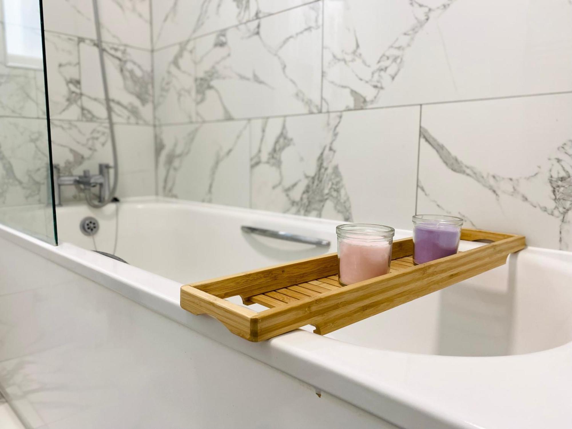 Modern 1-Bed Apt 30Min To Central London & Parking Екстер'єр фото